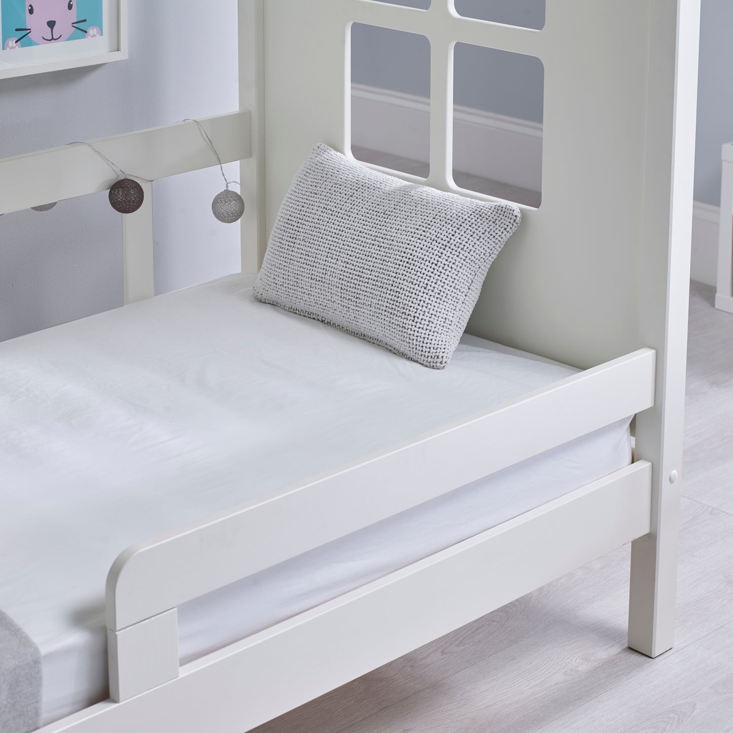 Mento White Wooden Treehouse Child Bed