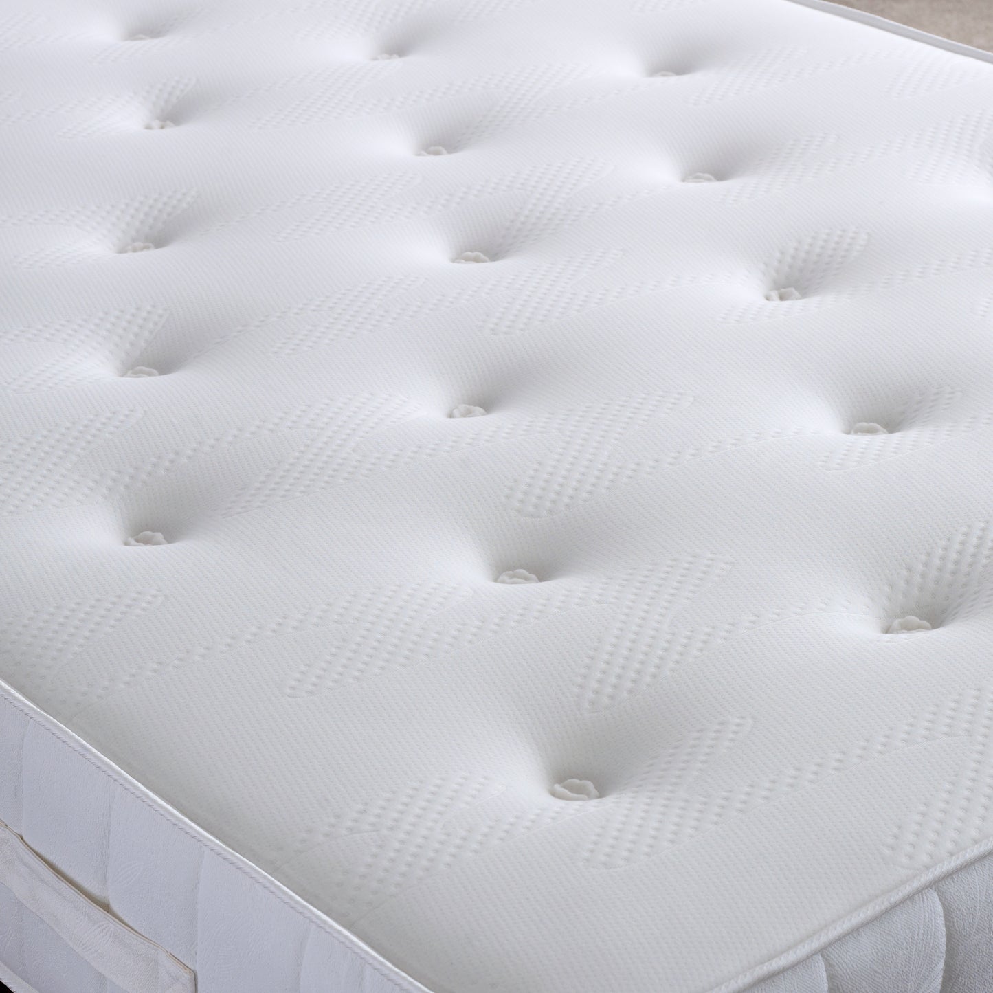 Maestro Visco Memory Foam Mattress - Touch stretch fabric and hand tufted