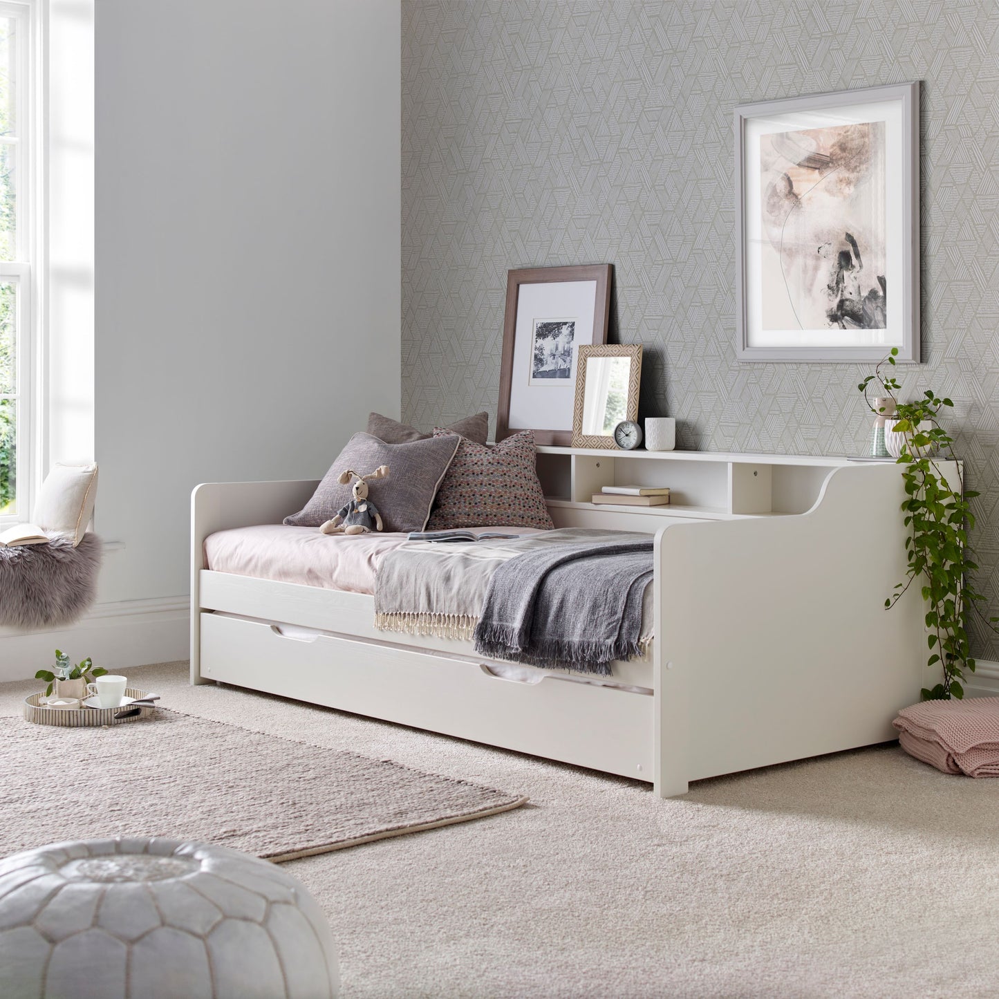 TYLER Guest Bed With or Without Trundle