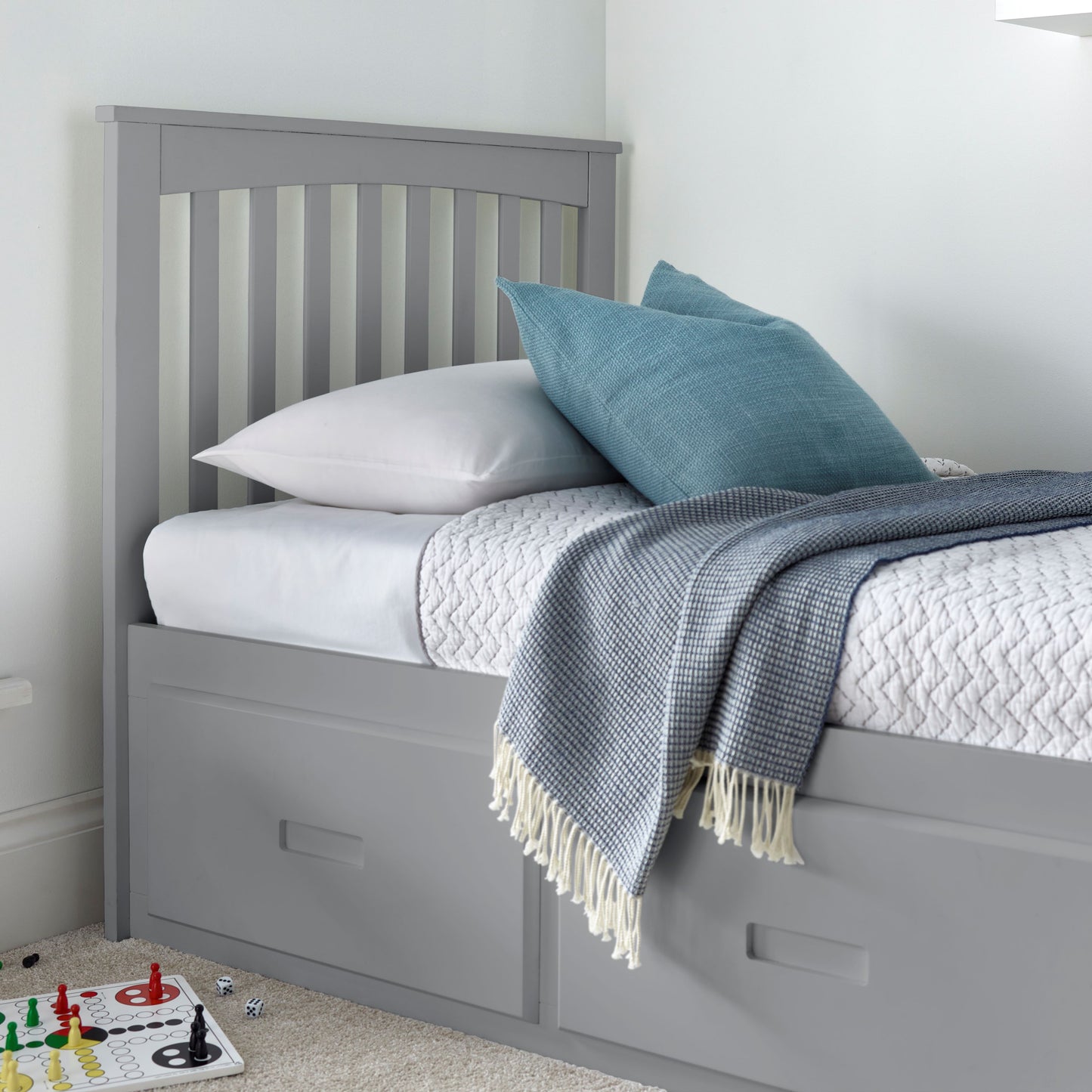 Quest Wooden Kid Bed - Storage bed with 3 drawers (White or Grey)