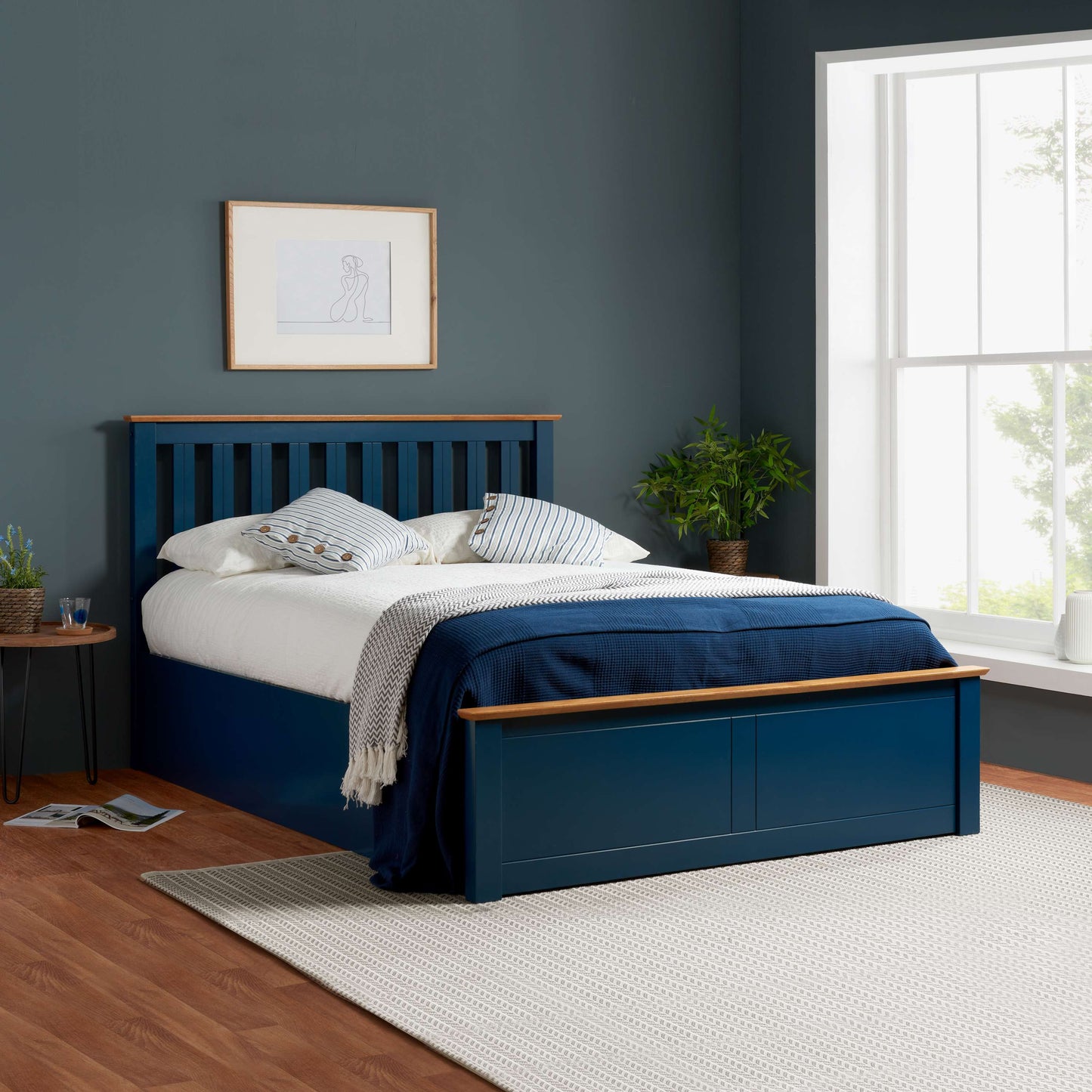 PHOENIX Ottoman Bed